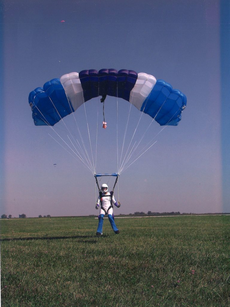 Lianne Guenther Skydiving